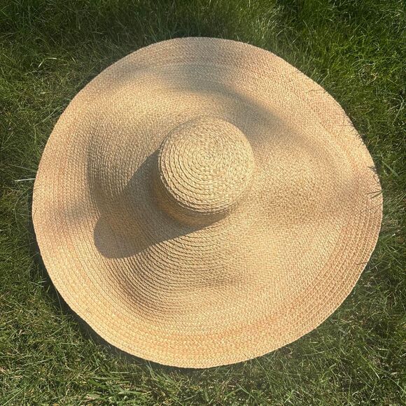 Jacquemus Accessories - Jacquemus Large Valensole Le Grand Chapeau natural tan raffia 12” wide brim hat